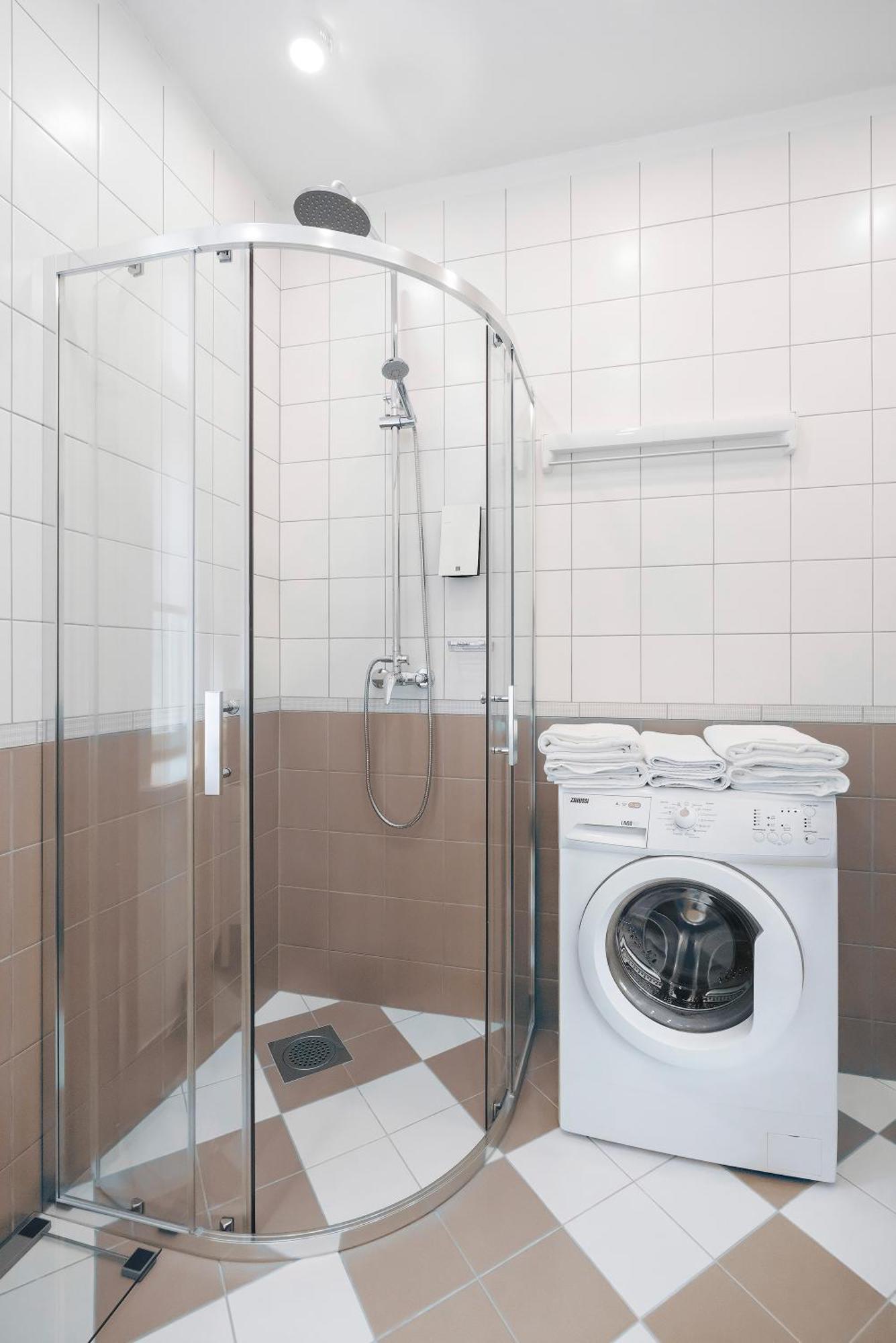 Revelton Suites Tallinn Exteriör bild