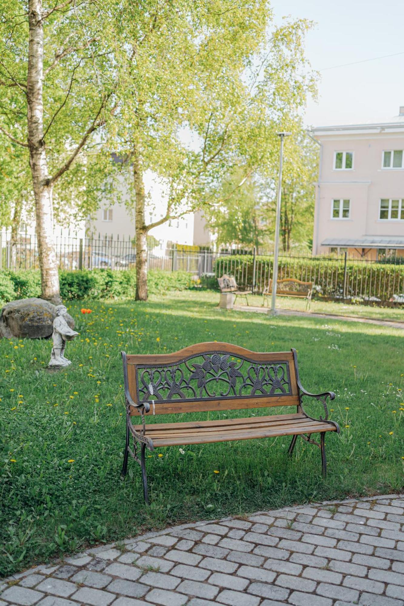 Revelton Suites Tallinn Exteriör bild
